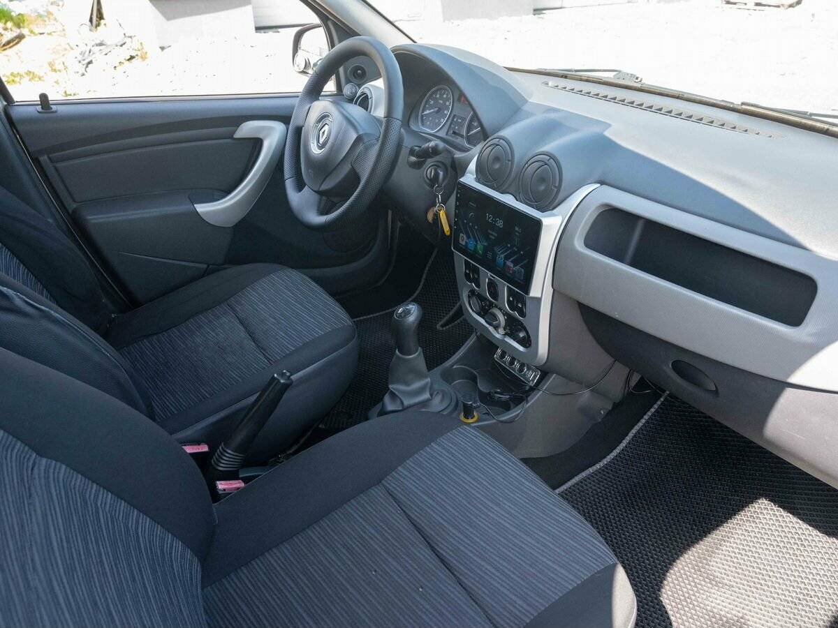 Купить Renault Logan, 2010, 278 000 км, фото №12