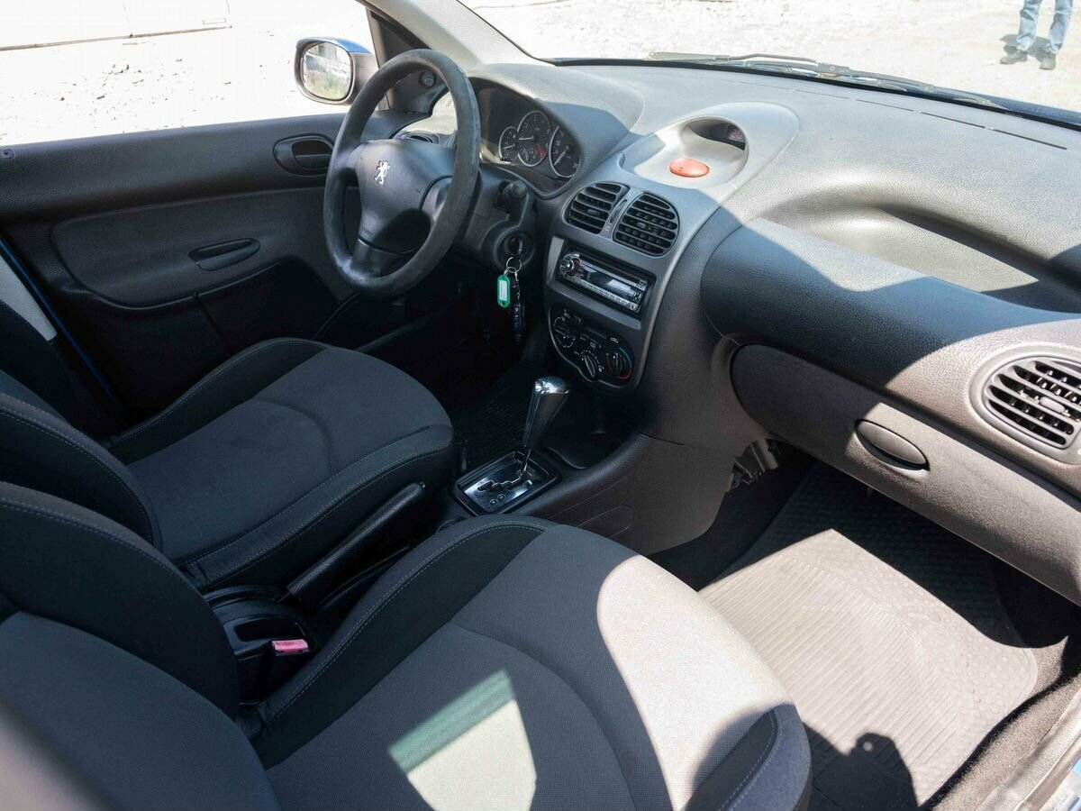 Купить Peugeot 206, 2008, 195 000 км, фото №11