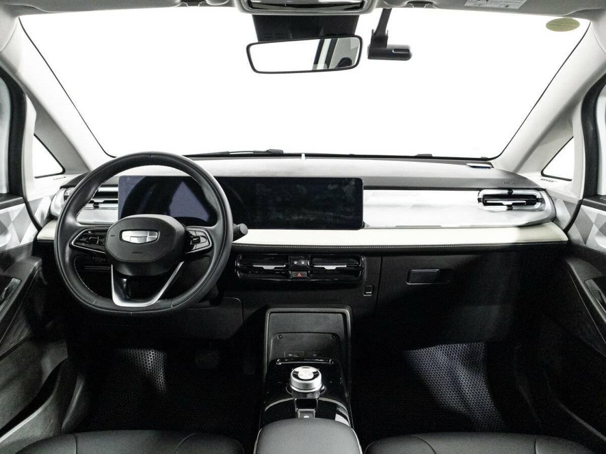 Купить Geely Geometry E 39.4 kWh, 2022, 10 553 км, фото №13