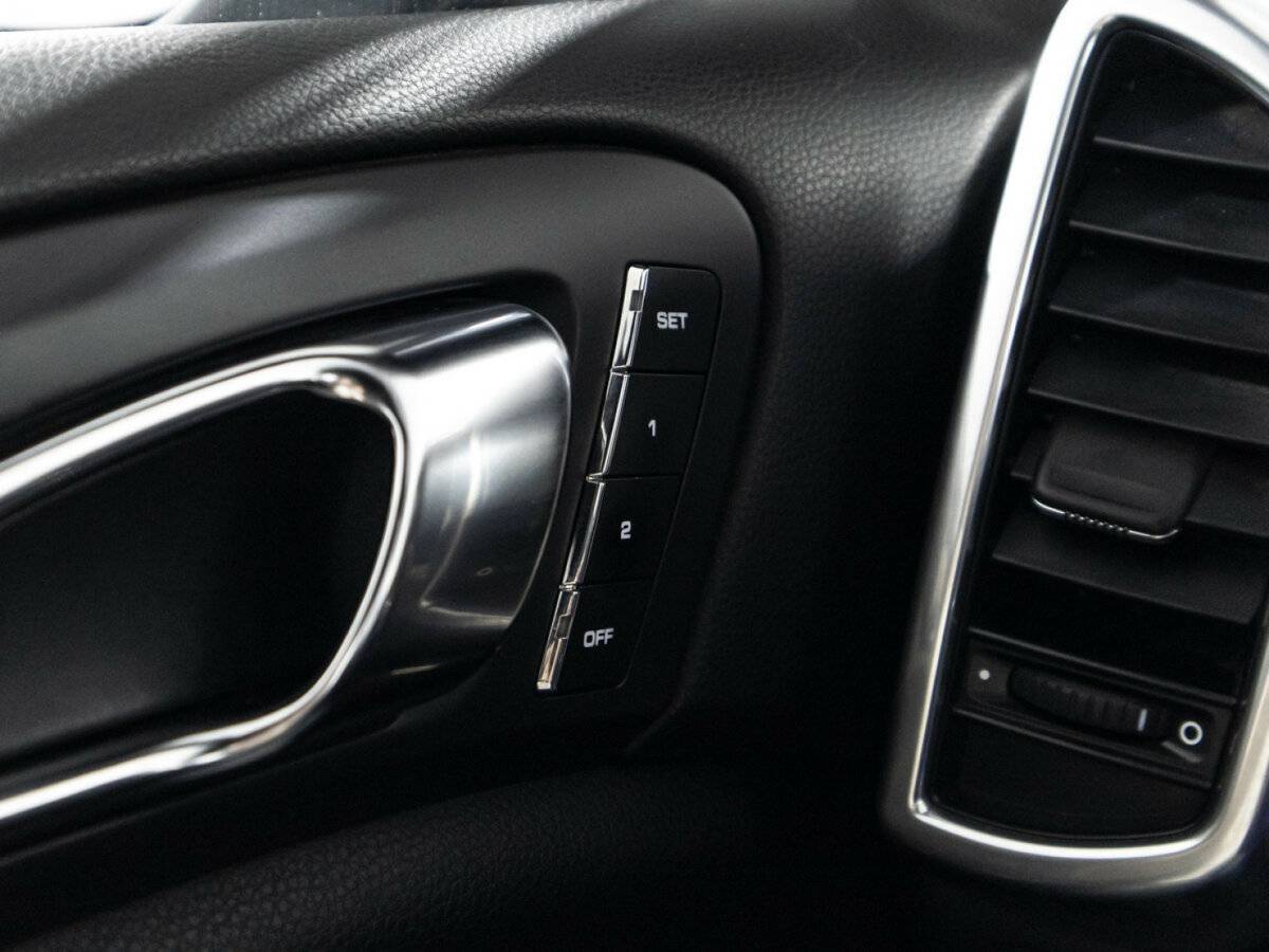Купить Porsche Cayenne, 2011, 74 529 км, фото №19