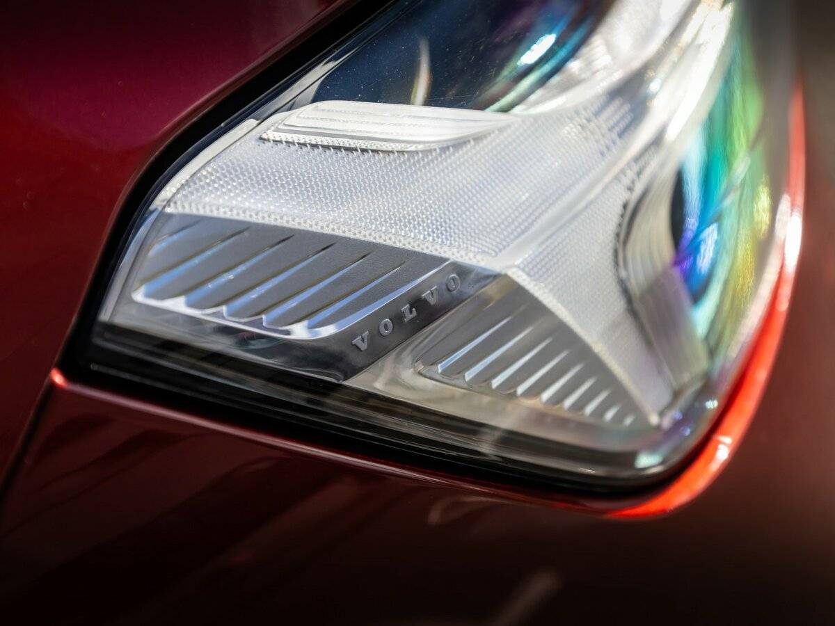 Купить Volvo XC60, 2021, 73 326 км, фото №4