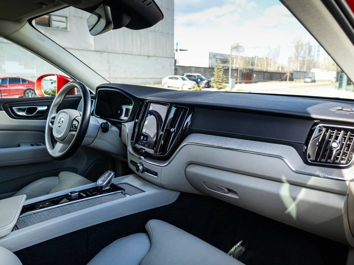 Купить Volvo XC60, 2021, 73 326 км, фото №15