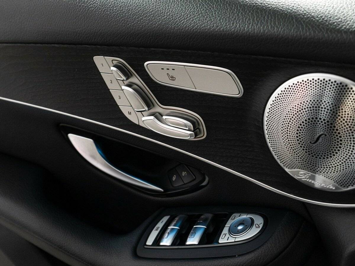 Купить Mercedes-Benz GLC 300, 2018, 135 130 км, фото №18