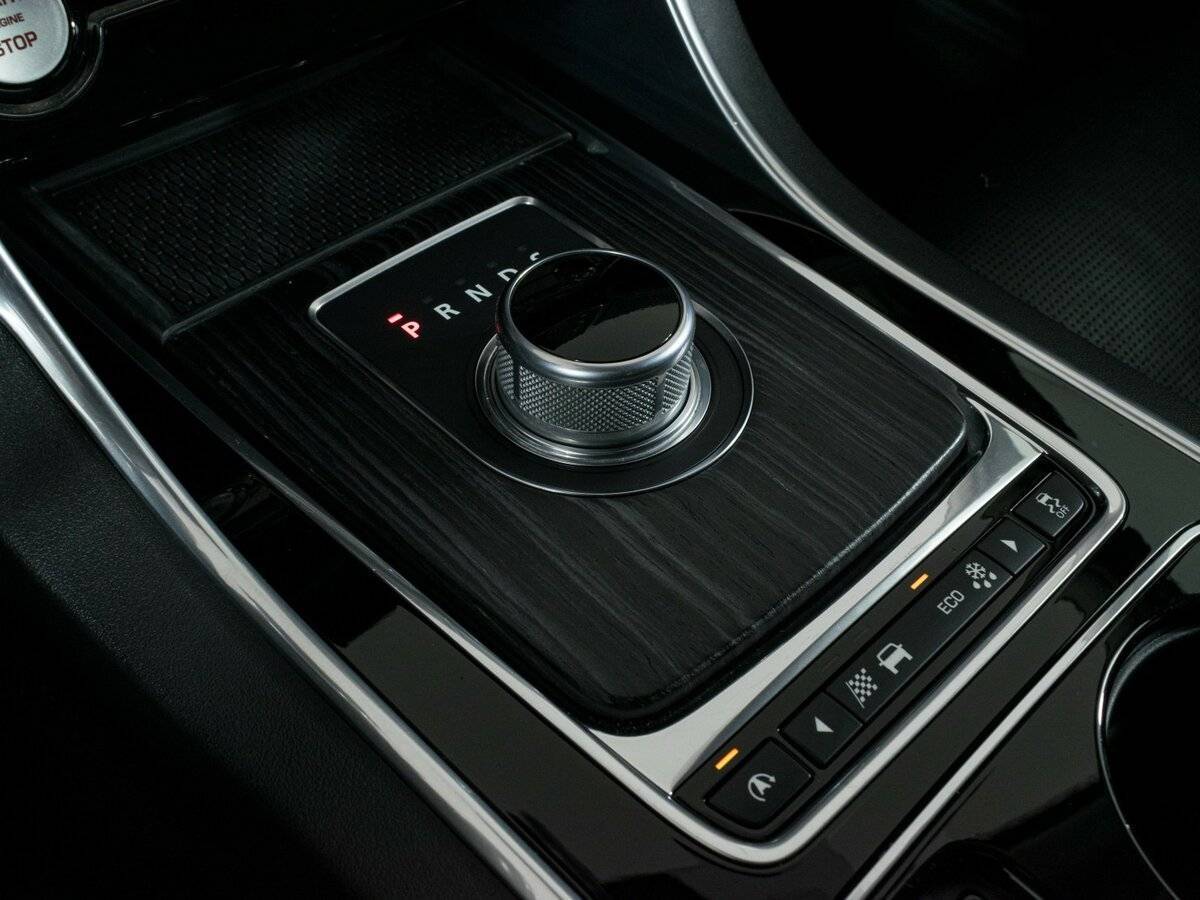 Купить Jaguar XE, 2015, 104 211 км, фото №17