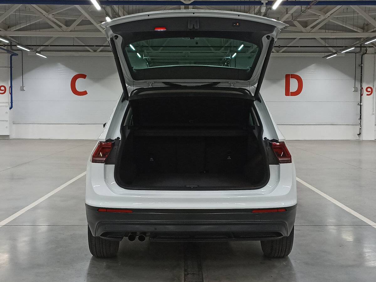 Купить Volkswagen Tiguan, 2019, 123 546 км, фото №10