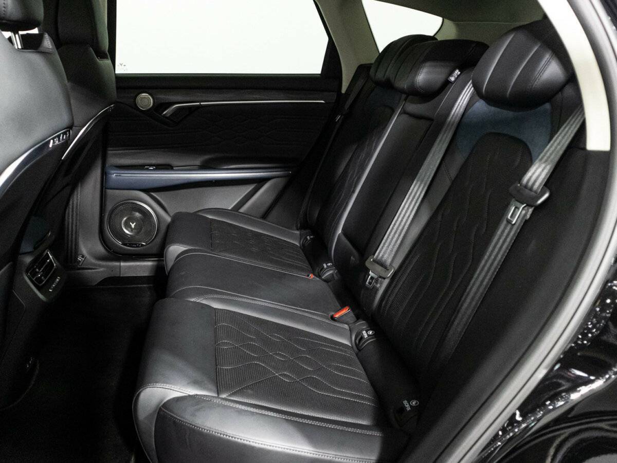 Купить Voyah Free EVR, 2023, 30 289 км, фото №10