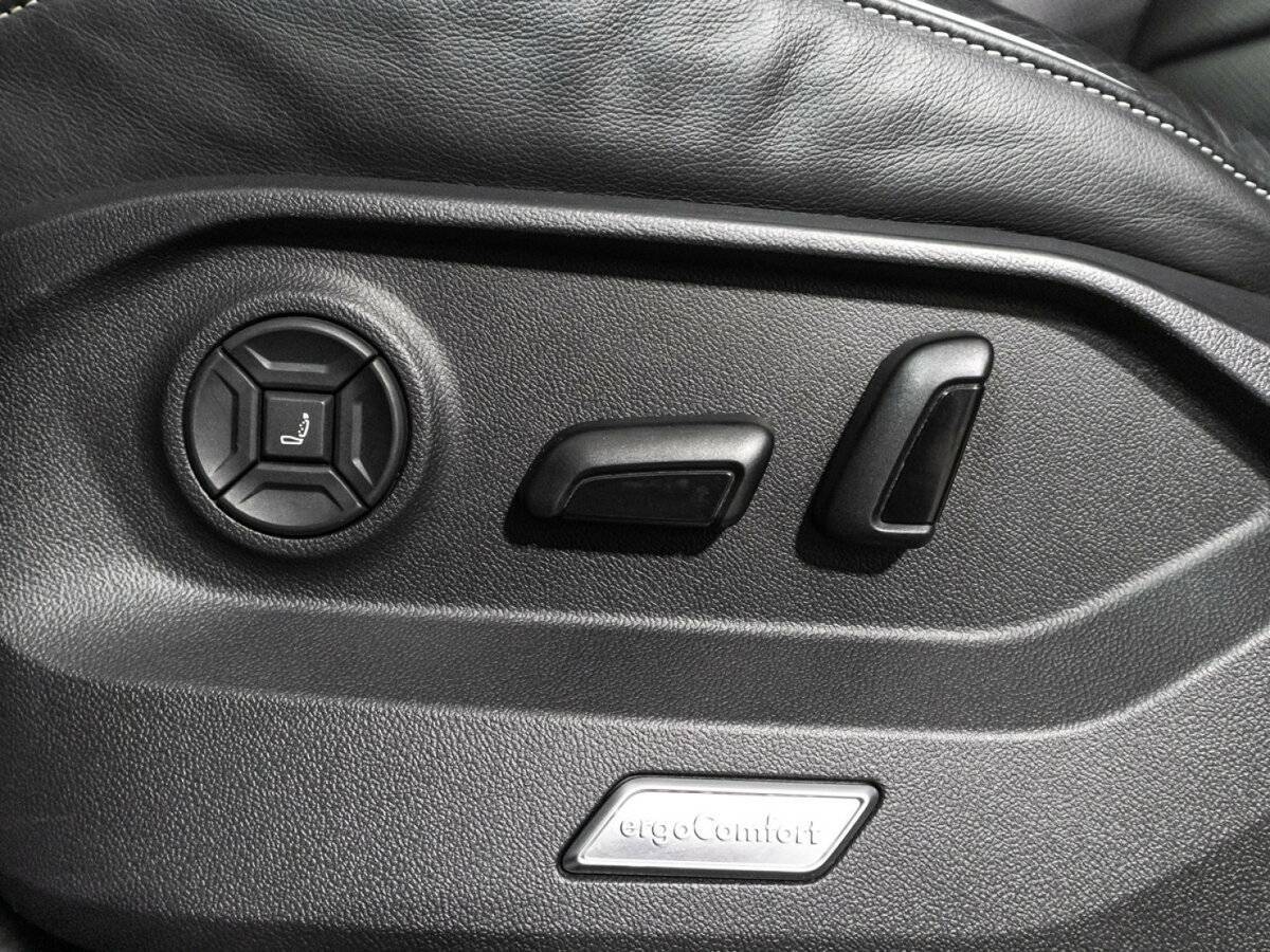 Купить Volkswagen Touareg, 2018, 142 477 км, фото №18