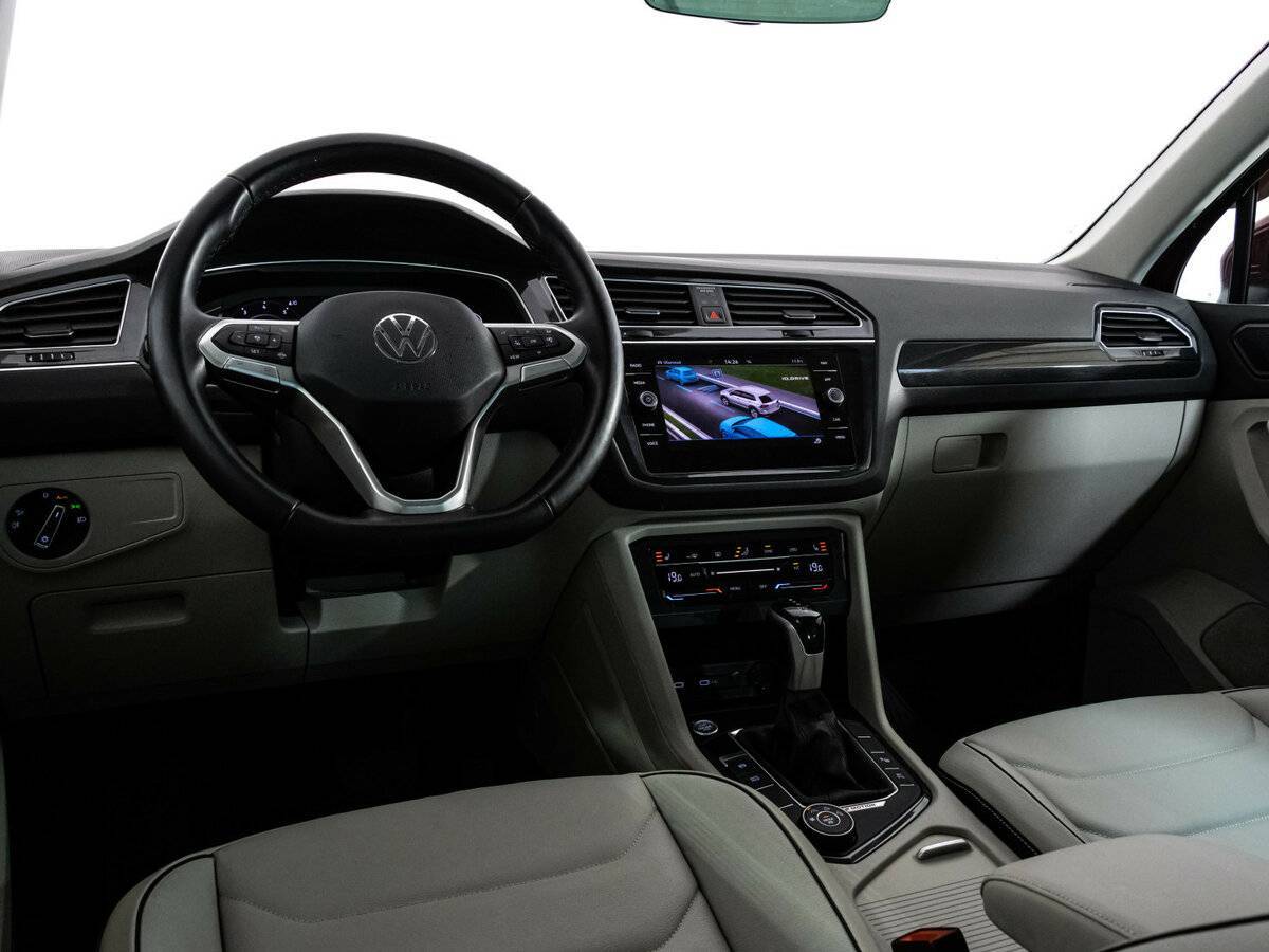 Купить Volkswagen Tiguan, 2020, 65 439 км, фото №9