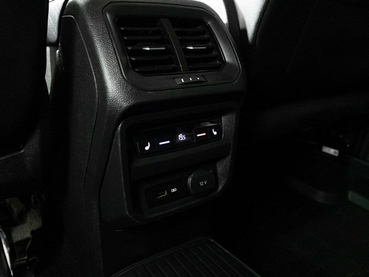 Купить Volkswagen Tiguan, 2020, 80 828 км, фото №23