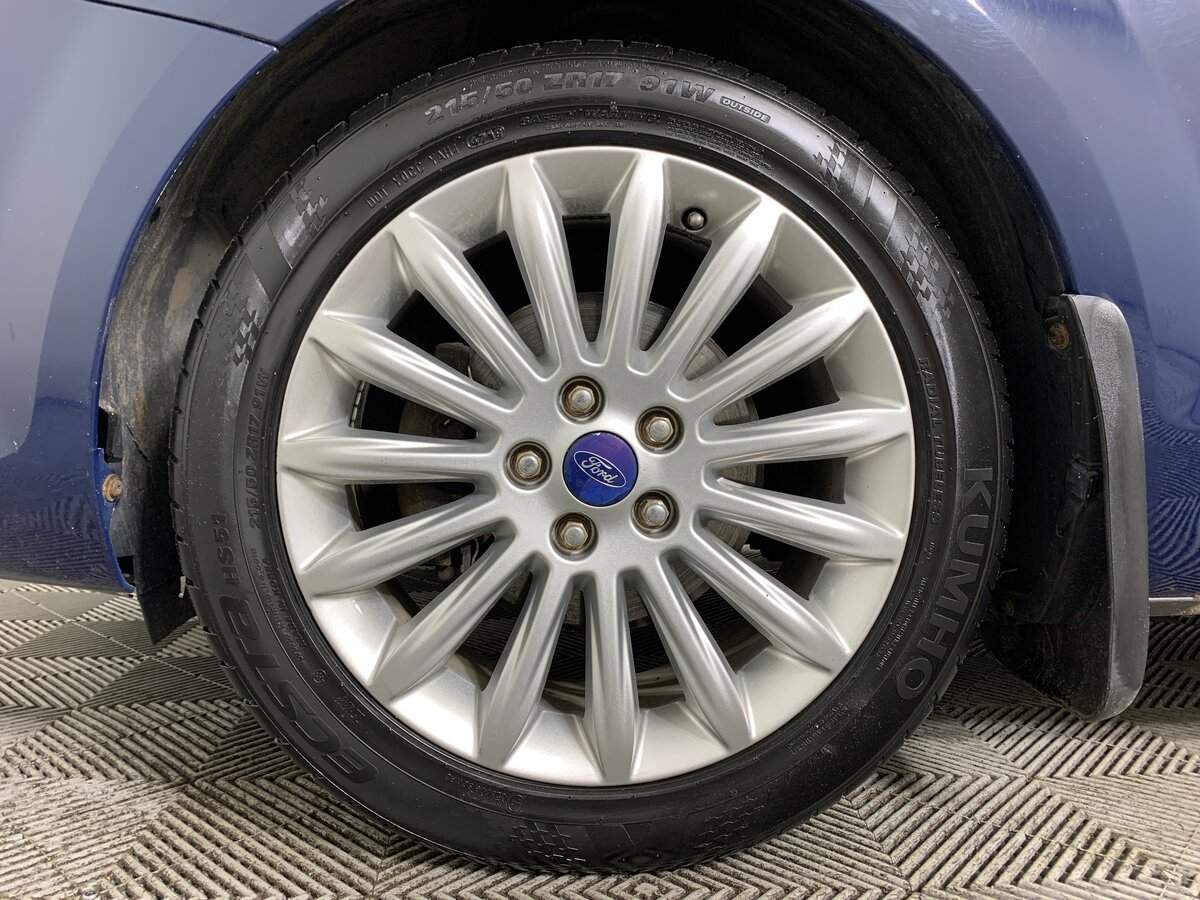 Купить Ford Focus, 2010, 290 338 км, фото №9