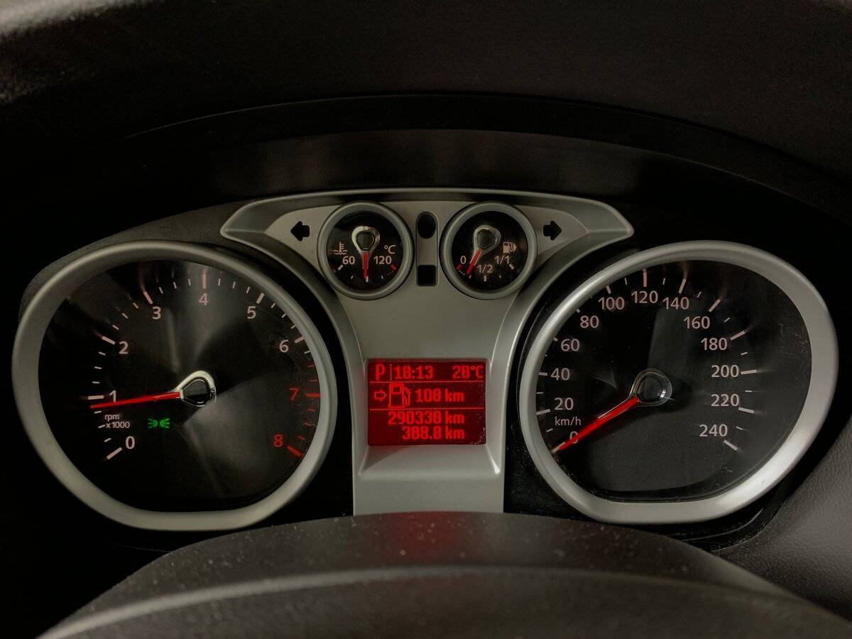 Купить Ford Focus, 2010, 290 338 км, фото №14