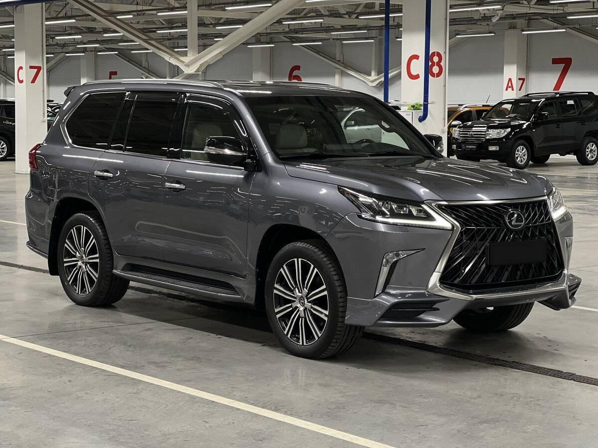Lexus LX