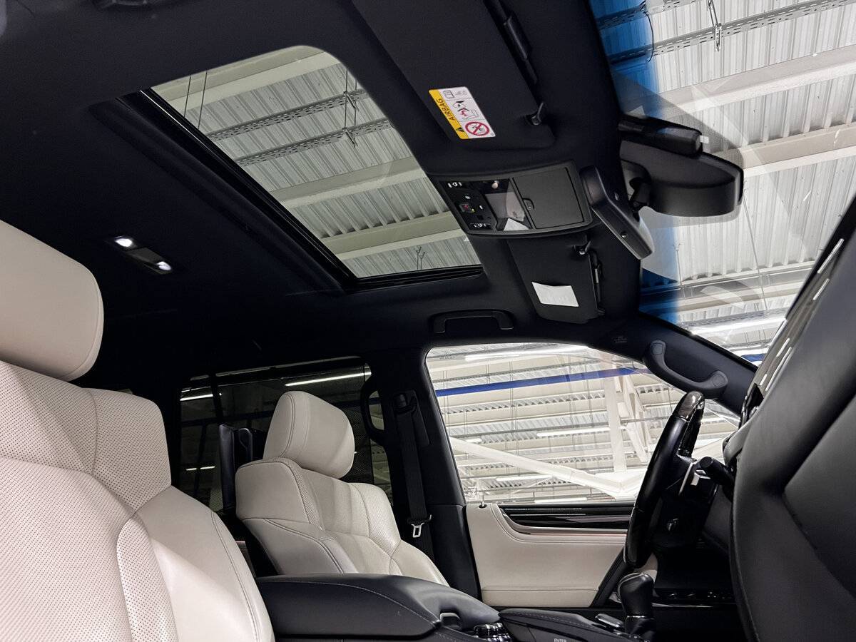 Купить Lexus LX 570, 2017, 138 900 км, фото №21