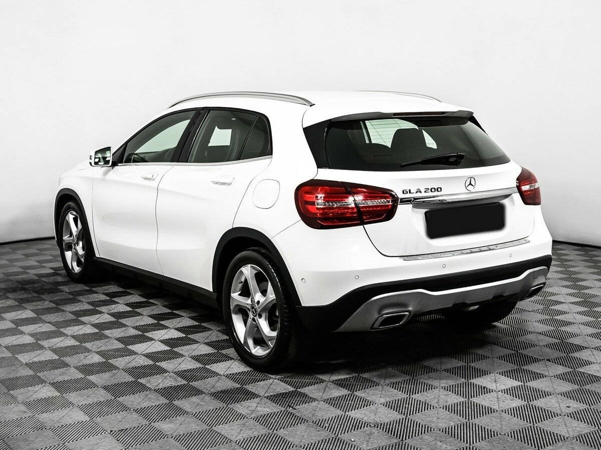 Купить Mercedes-Benz GLA 200, 2019, 94 360 км, фото №7