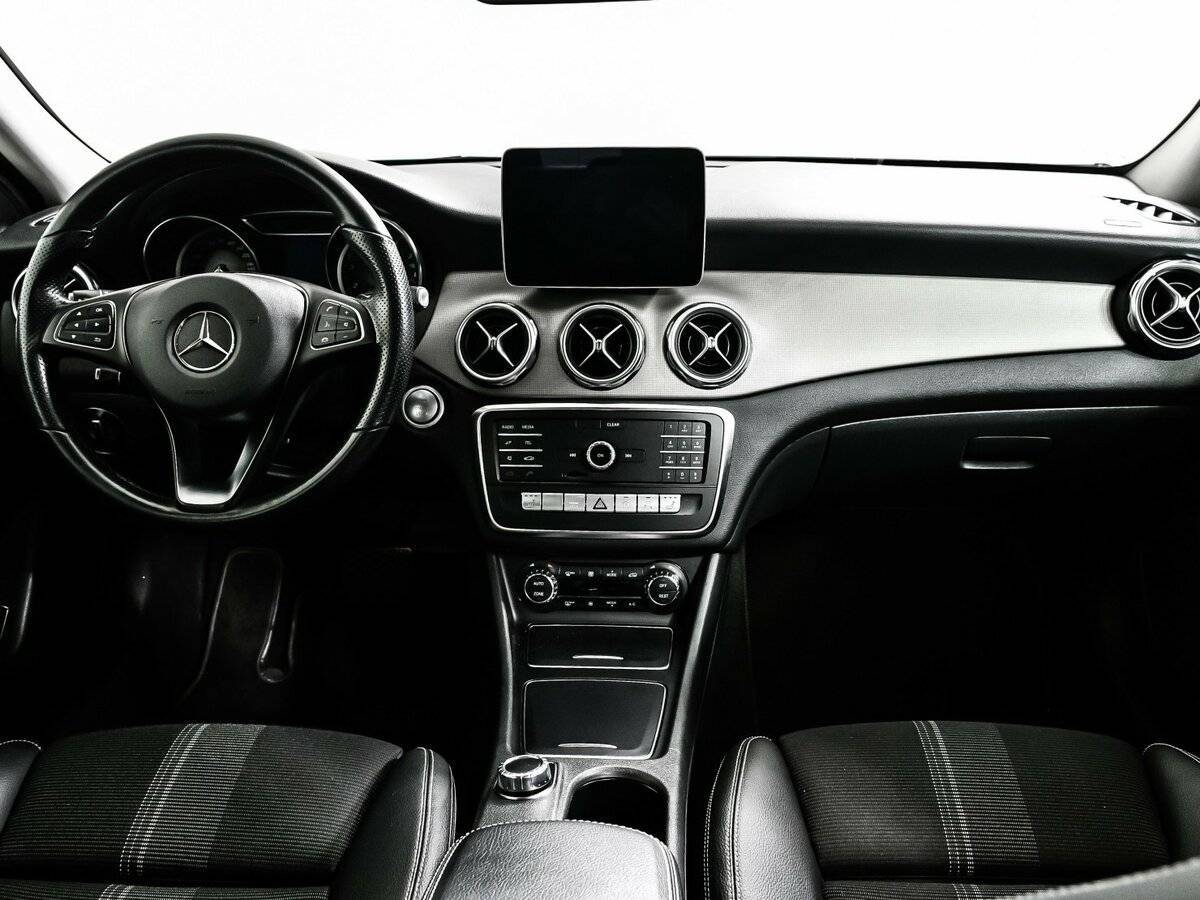 Купить Mercedes-Benz GLA 200, 2019, 94 360 км, фото №11
