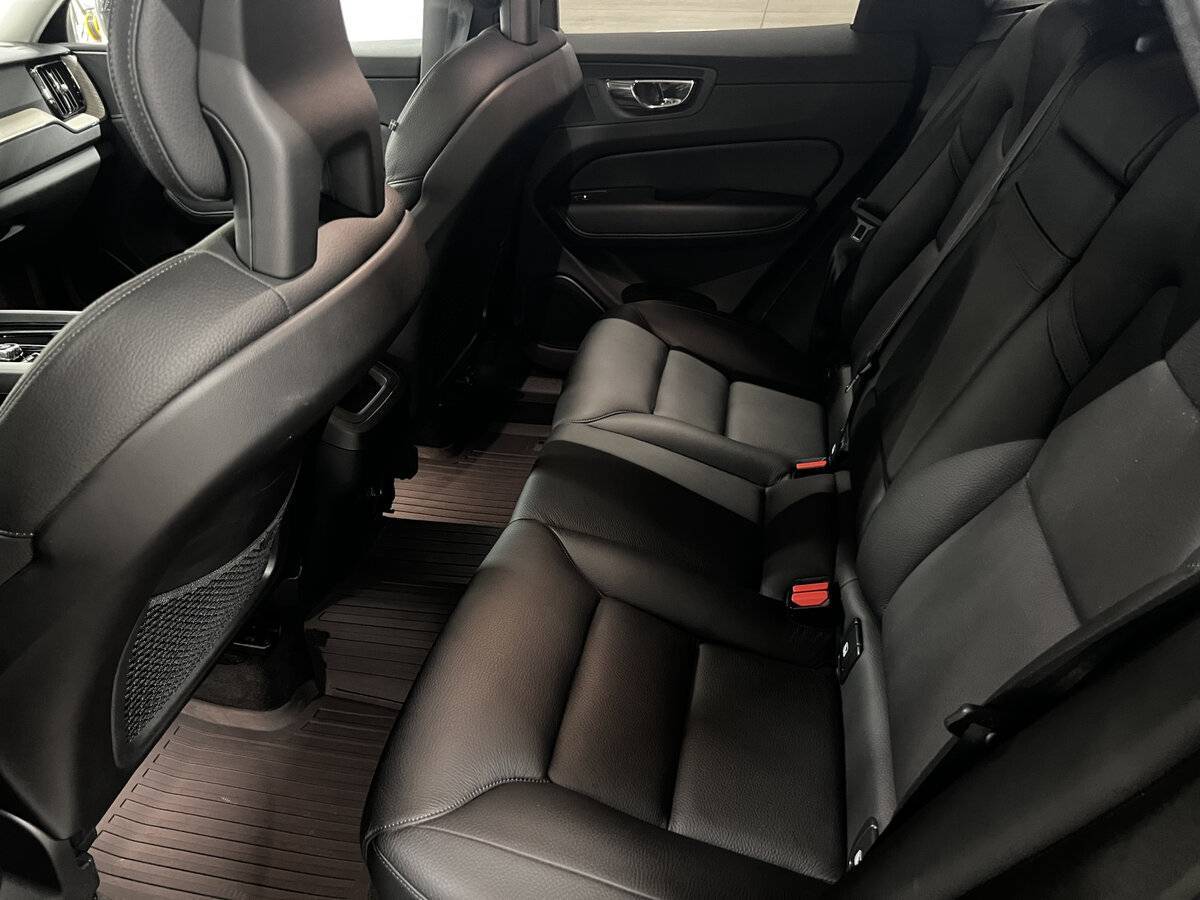 Купить Volvo XC60, 2018, 42 222 км, фото №12
