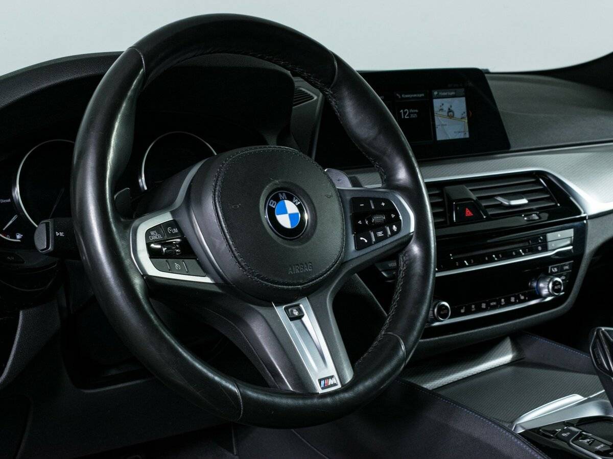 Купить BMW 5 серии 520d xDrive, 2019, 45 000 км, фото №15