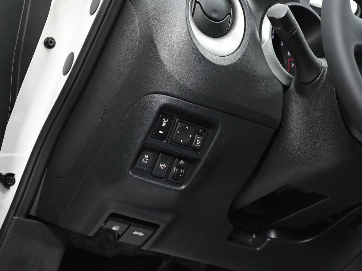 Купить Nissan Juke, 2011, 95 000 км, фото №9