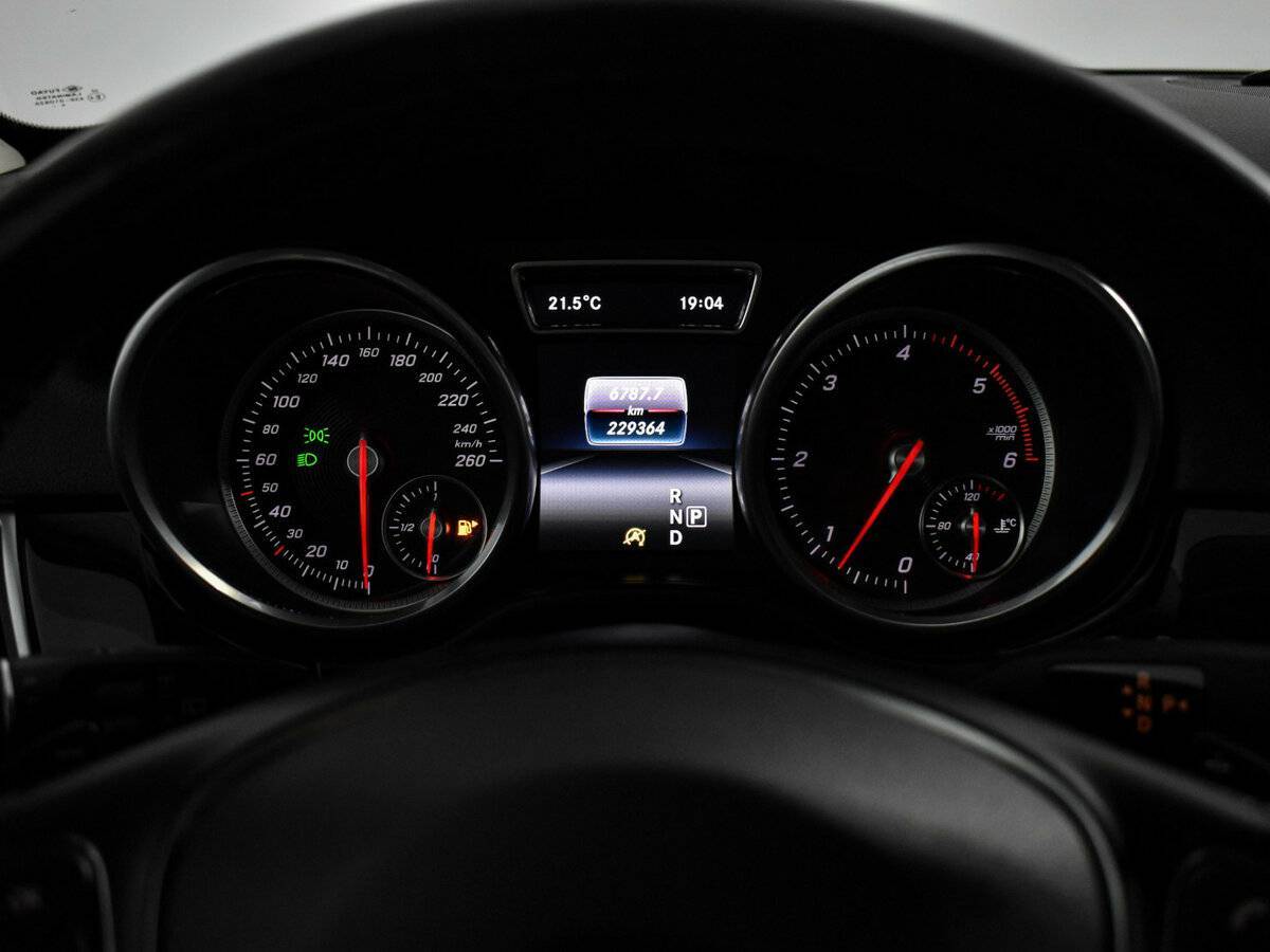 Купить Mercedes-Benz GLE 250 d, 2016, 229 364 км, фото №21