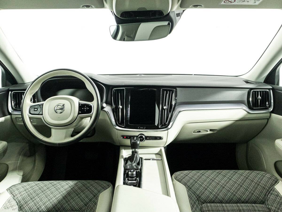 Купить Volvo V60 Cross Country, 2020, 47 465 км, фото №13