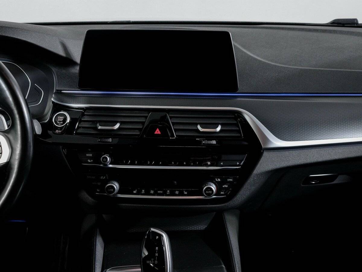 Купить BMW 5 серии 520d xDrive, 2020, 105 000 км, фото №13