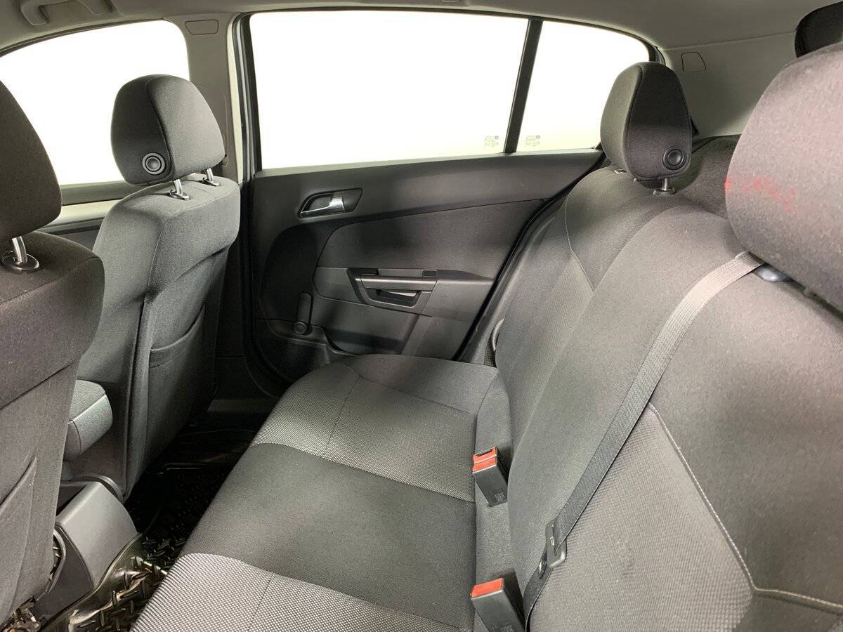 Купить Opel Astra, 2010, 156 634 км, фото №18