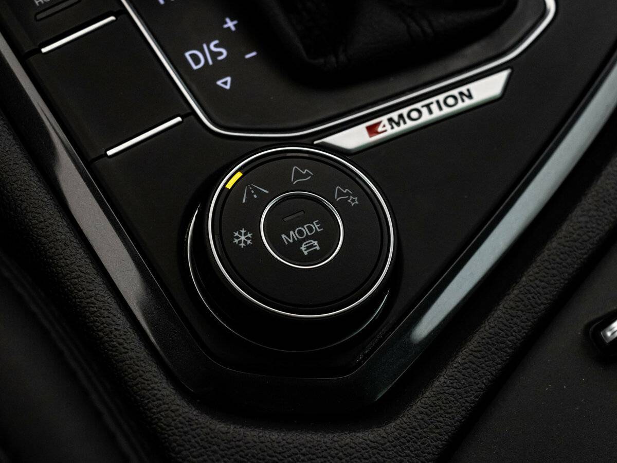 Купить Volkswagen Tiguan, 2018, 84 709 км, фото №15