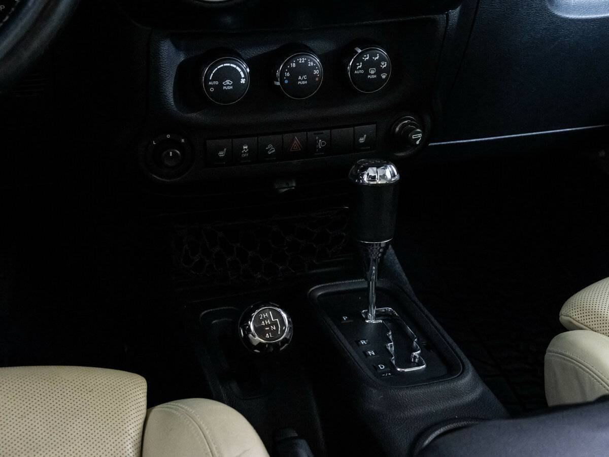 Купить Jeep Wrangler, 2011, 158 274 км, фото №17