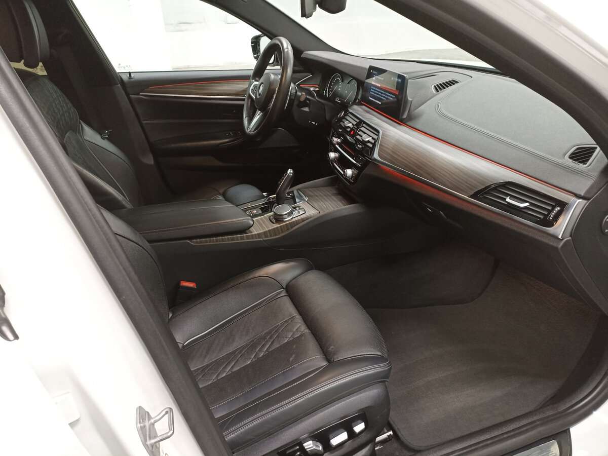 Купить BMW 5 серии 530d xDrive, 2018, 224 562 км, фото №11