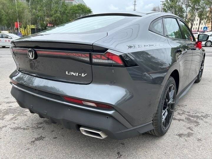 Купить Changan UNI-V, 2025, 100 км, фото №4