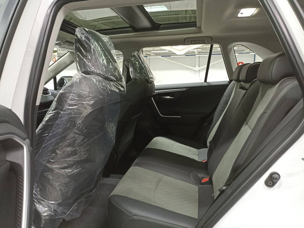 Купить Toyota RAV4, 2024, 31 км, фото №12