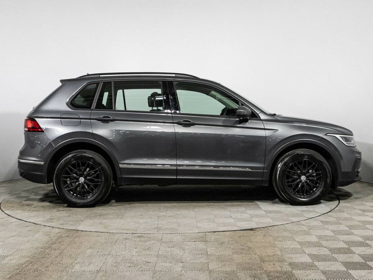 Купить Volkswagen Tiguan, 2021, 32 792 км, фото №4