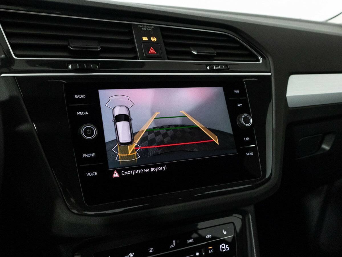 Купить Volkswagen Tiguan, 2021, 32 792 км, фото №16