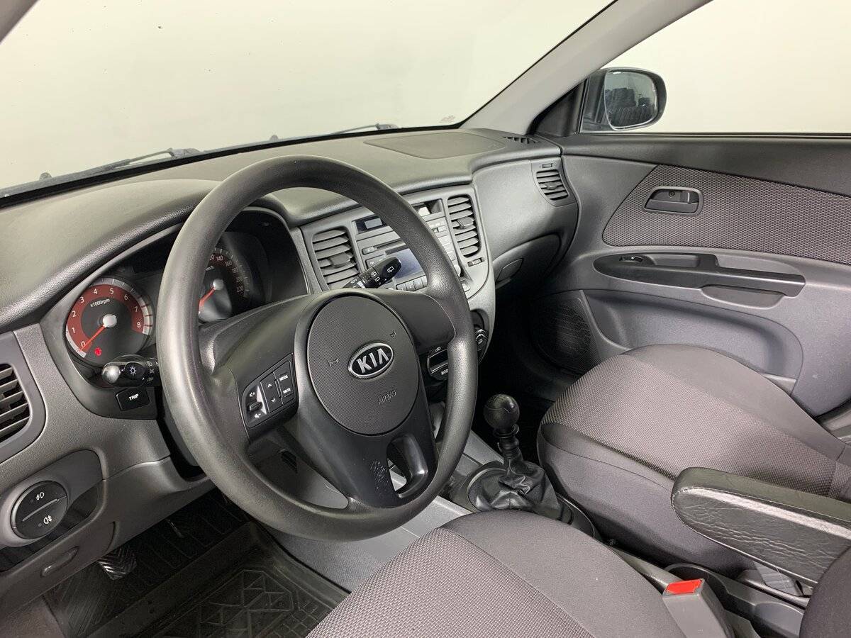 Купить Kia Rio, 2010, 185 000 км, фото №11