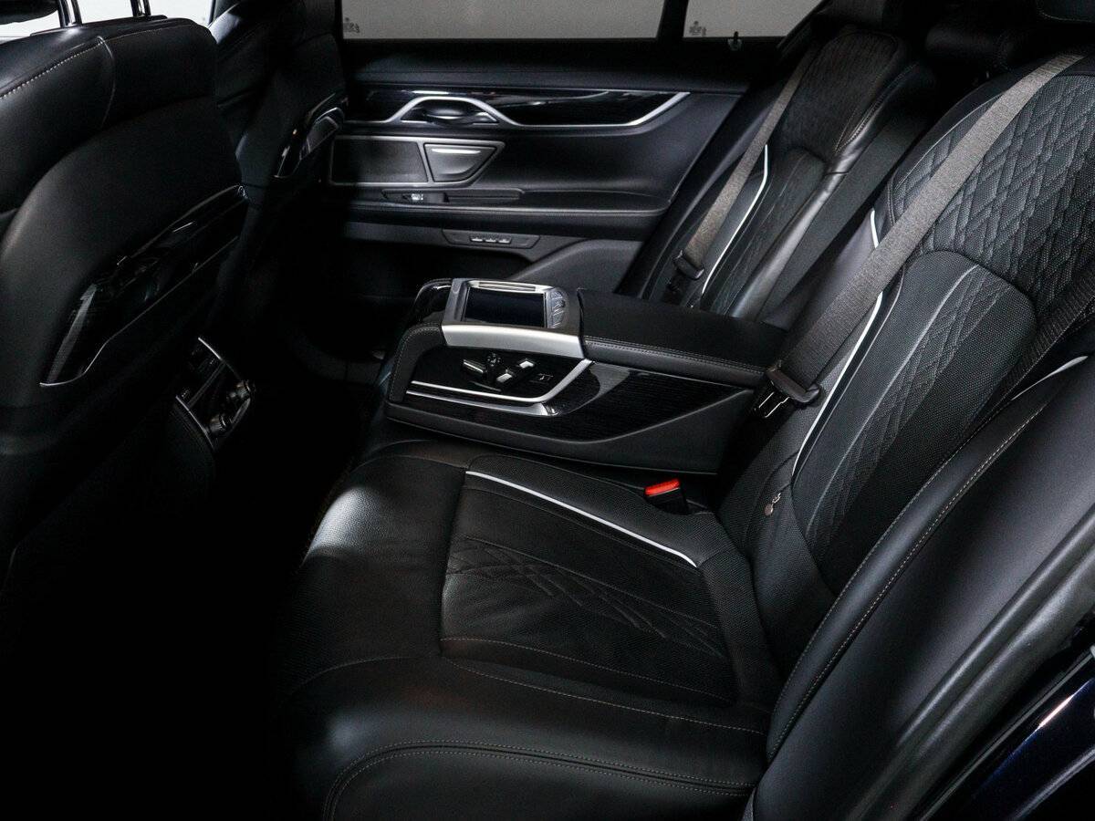 Купить BMW 7 серии 730d xDrive, 2019, 152 207 км, фото №10