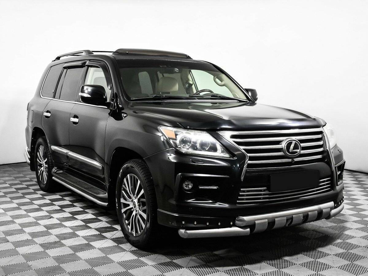 Lexus LX