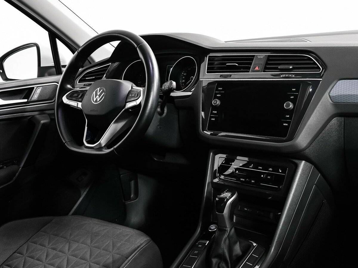 Купить Volkswagen Tiguan, 2021, 63 779 км, фото №9