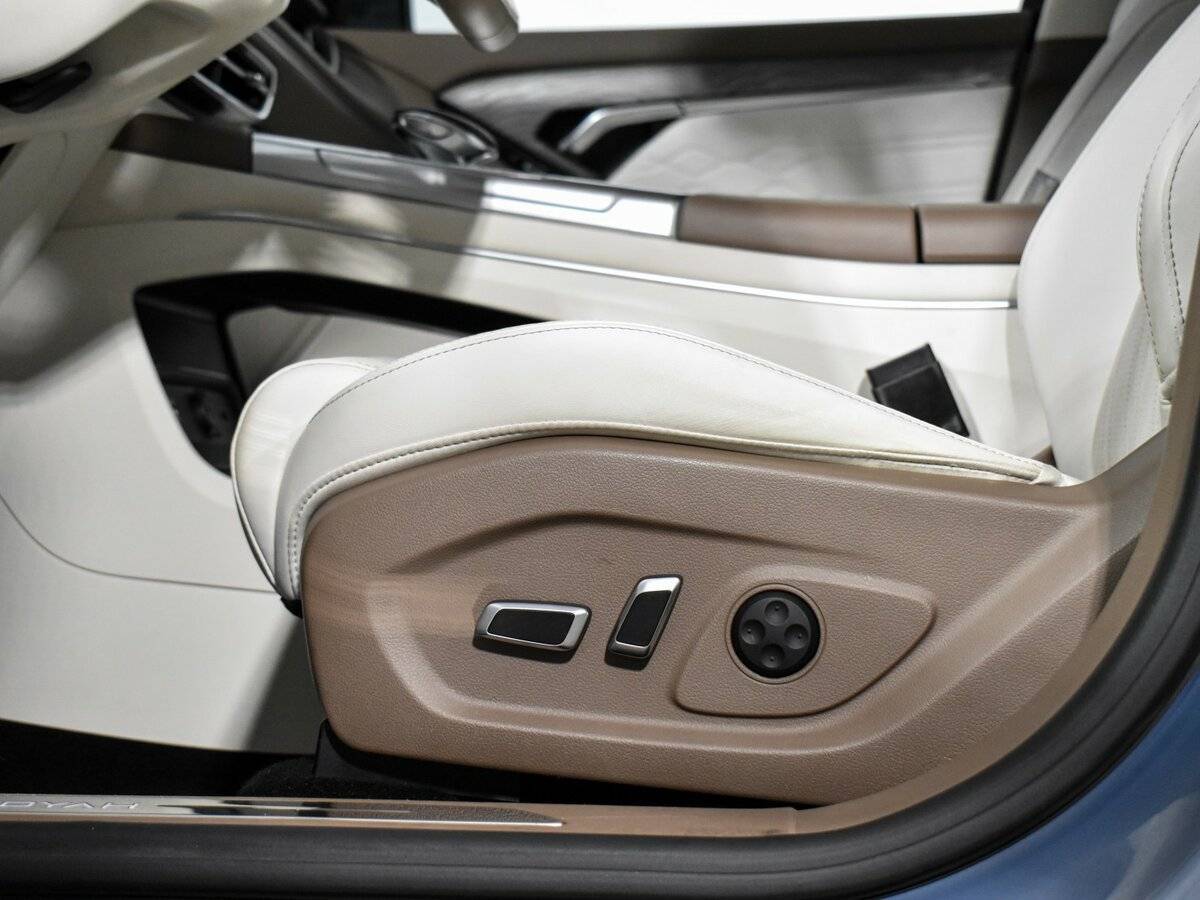 Купить Voyah Free EVR, 2023, 61 973 км, фото №11