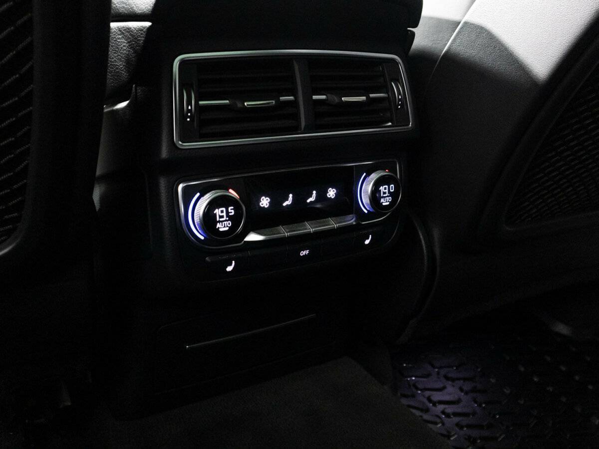 Купить Audi Q7, 2016, 127 744 км, фото №19