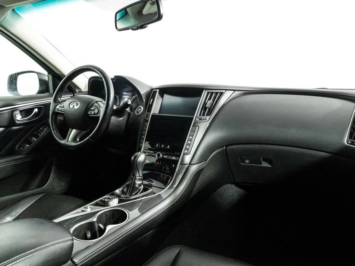 Купить Infiniti Q50, 2014, 134 025 км, фото №9