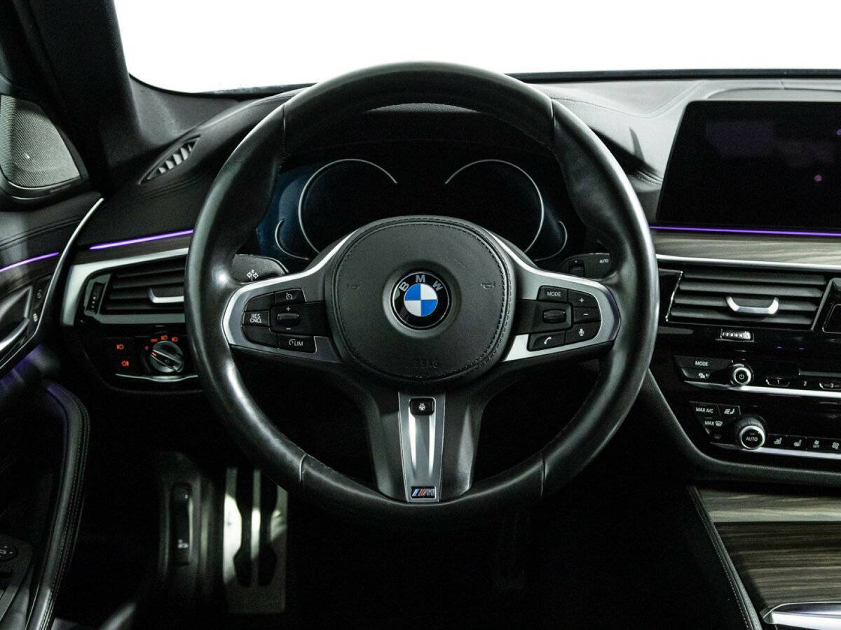 Купить BMW 5 серии 530d xDrive, 2017, 64 000 км, фото №26