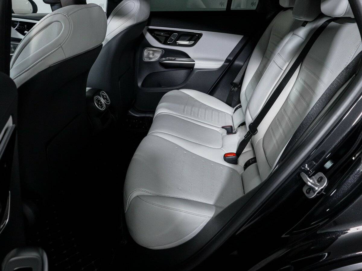 Купить Mercedes-Benz GLC Coupe 300, 2024, 5 695 км, фото №10