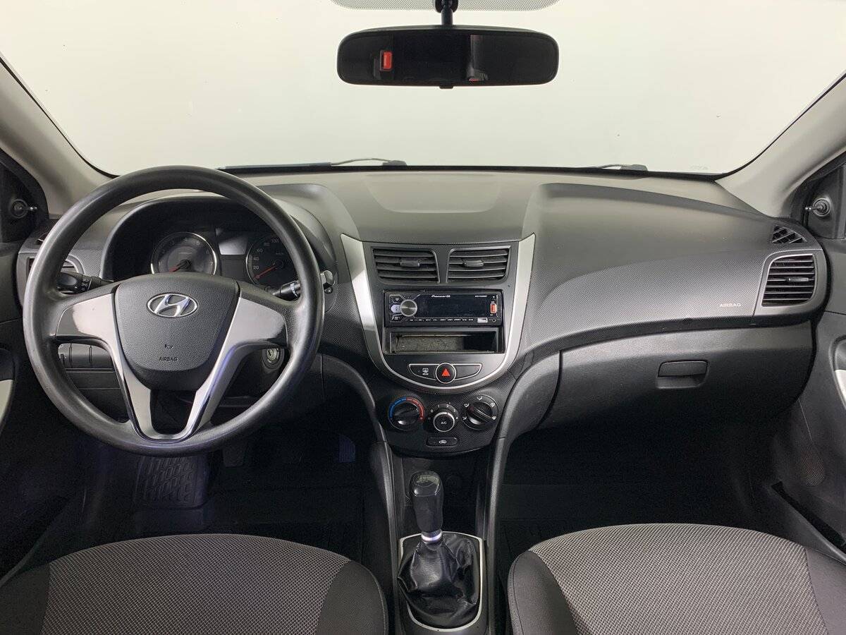 Купить Hyundai Solaris, 2011, 455 435 км, фото №12