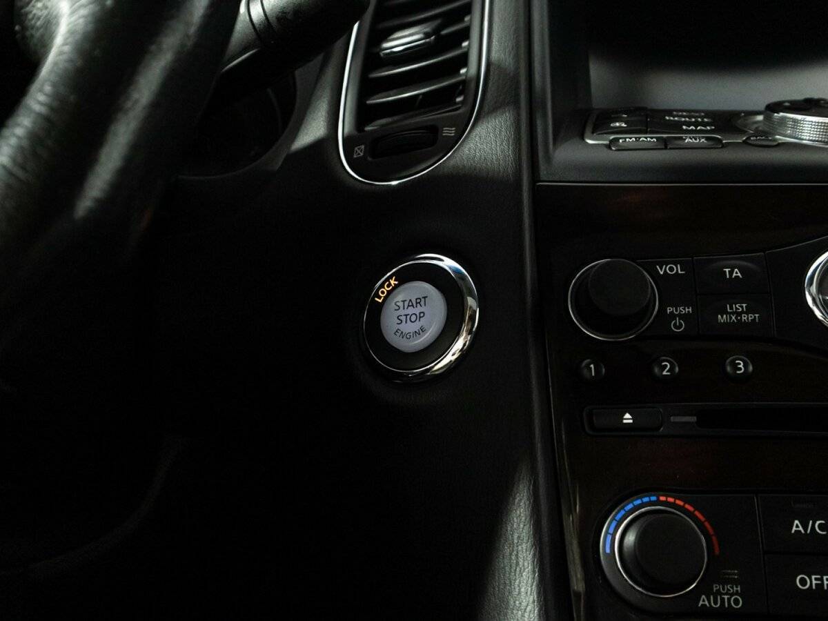 Купить Infiniti EX25, 2011, 185 409 км, фото №25