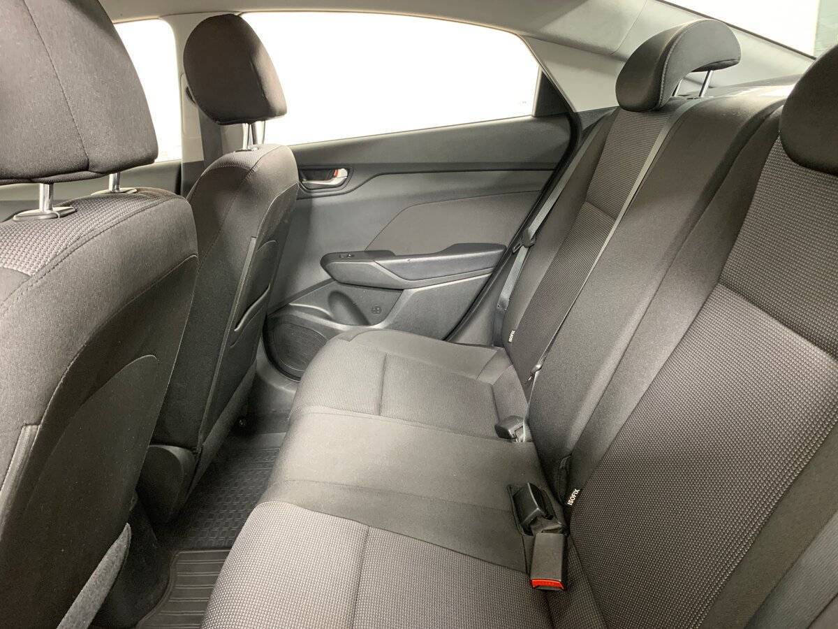 Купить Hyundai Solaris, 2017, 127 099 км, фото №18