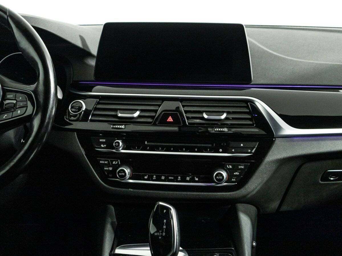 Купить BMW 5 серии 530d xDrive, 2017, 125 072 км, фото №14