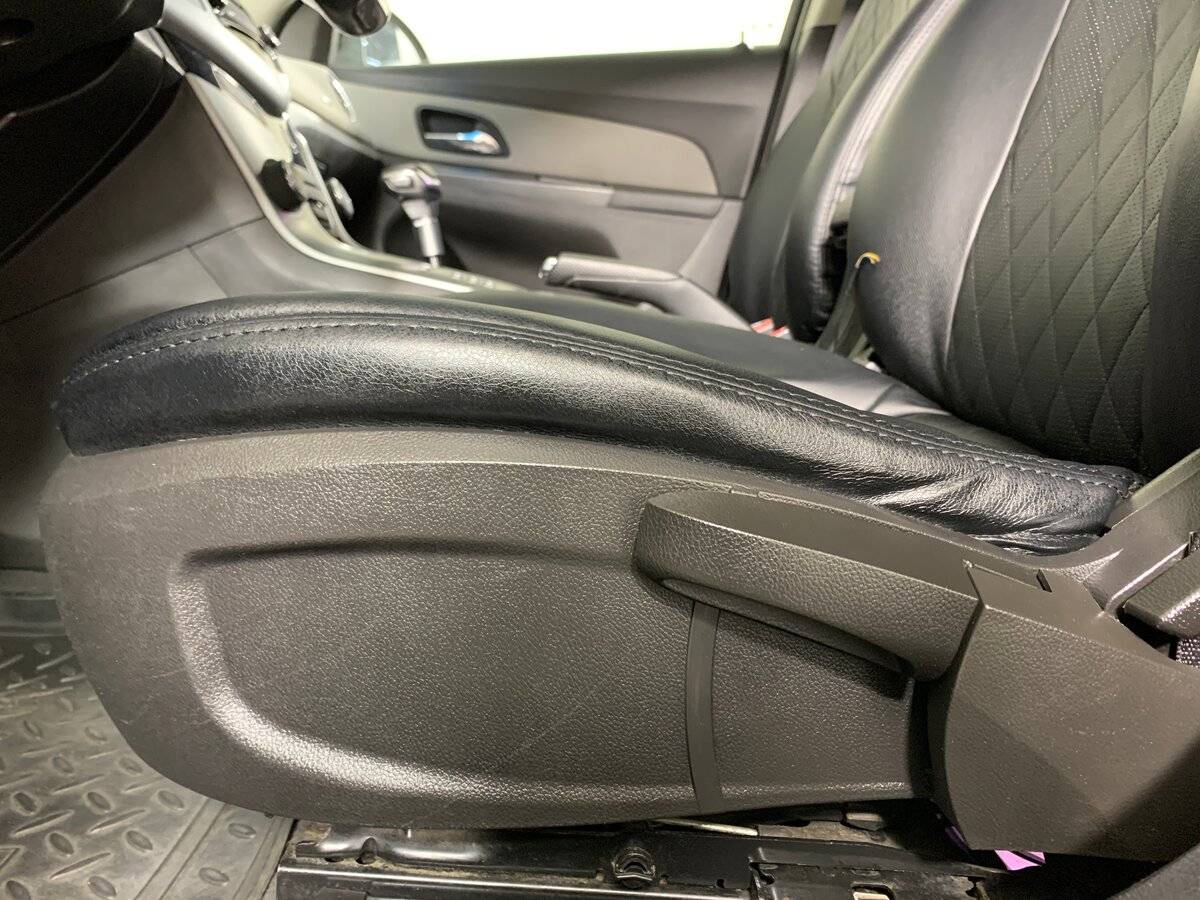 Купить Chevrolet Cruze, 2011, 162 754 км, фото №16