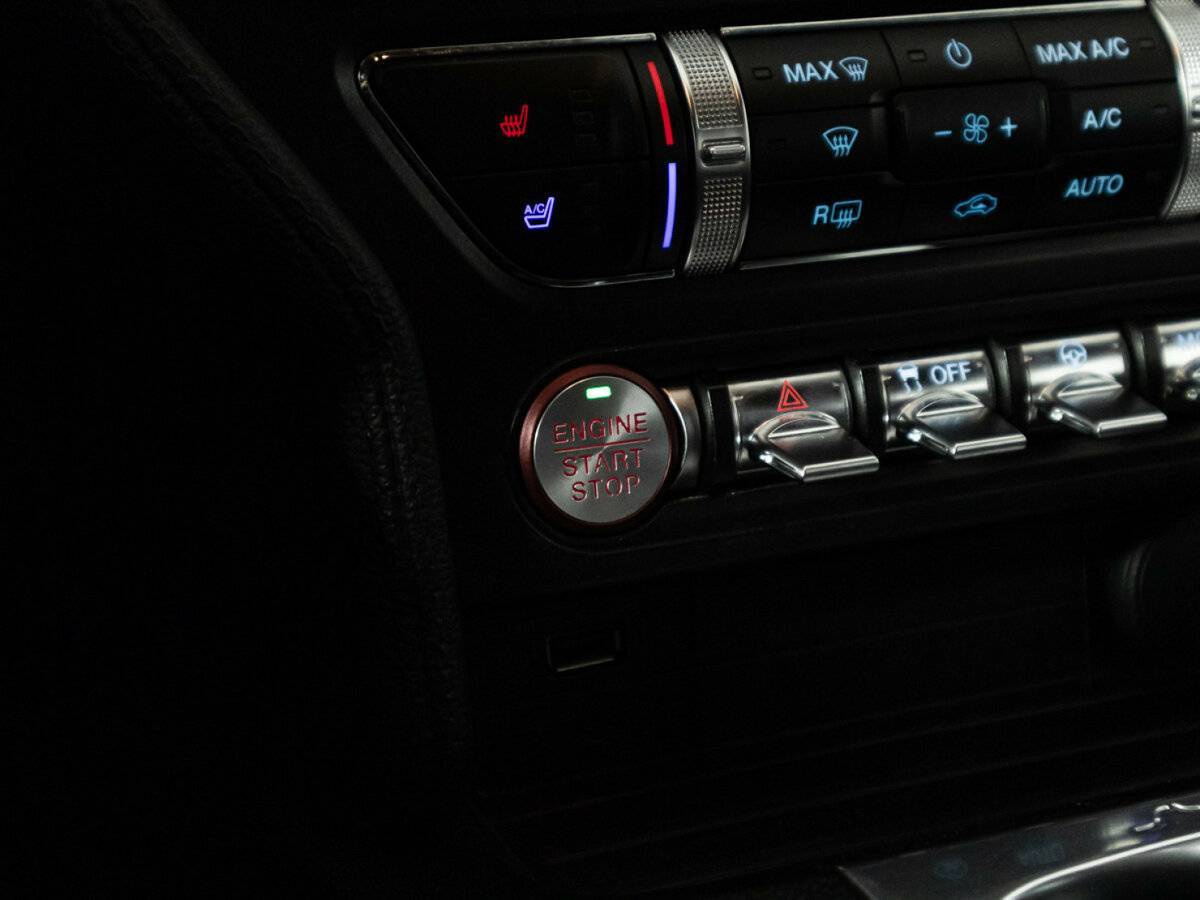 Купить Ford Mustang, 2018, 55 225 км, фото №17