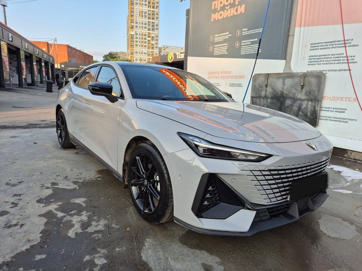 Changan UNI-V
