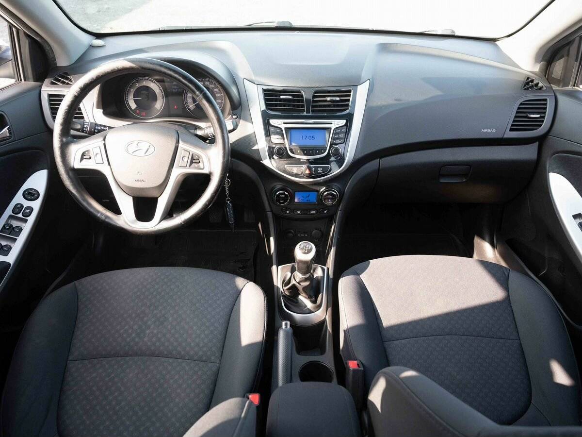 Купить Hyundai Solaris, 2014, 196 910 км, фото №14
